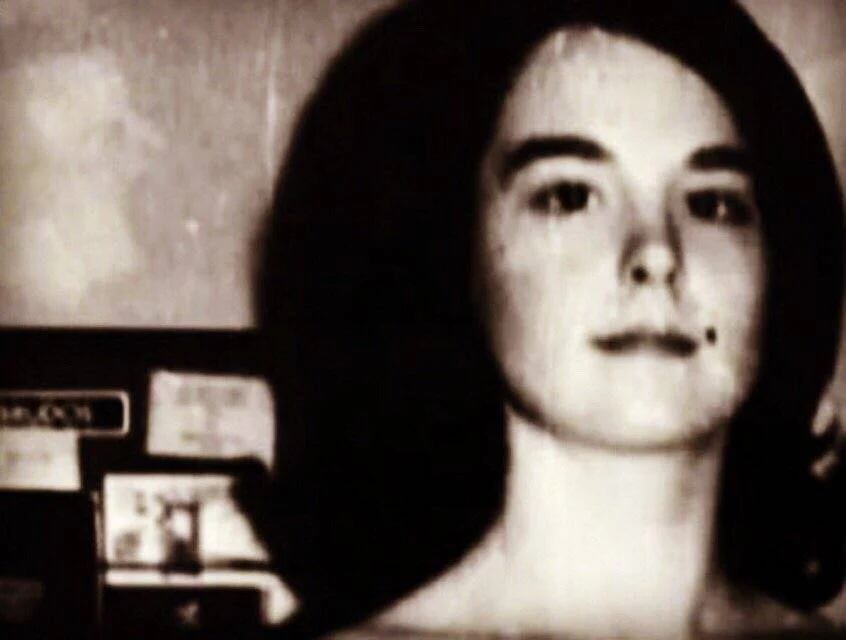 📸 Seri Katillerin Objektifinden: Kurbanların Yaşamla Ölüm Arasındaki Son Anları 7 Karen Sprinker