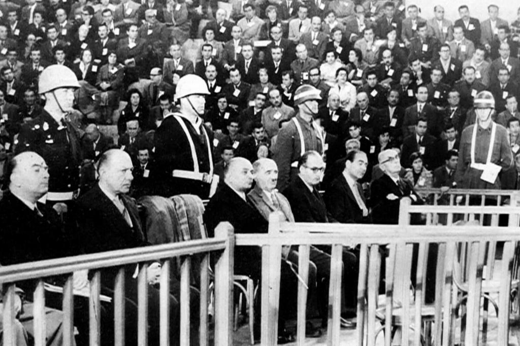 Yassıada Davaları 1960–1961 Yüksek Adalet Divanı yargılamaları